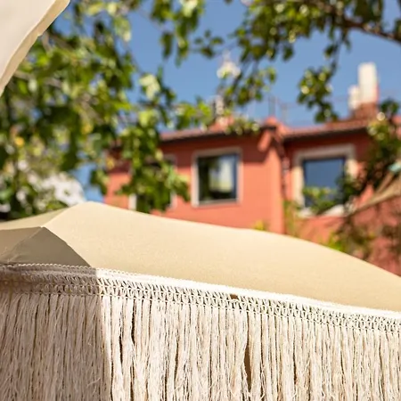 Toctoctoc Guest house 3*