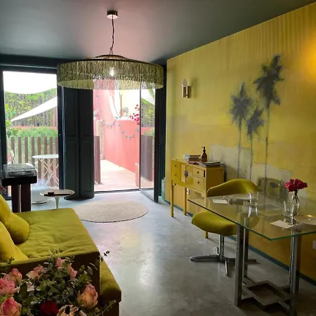 ゲストハウス Toctoctoc 4*