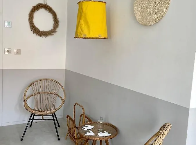 Toctoctoc Guest house 4*