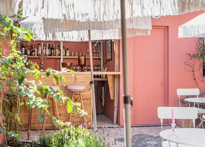 Toctoctoc Guest house